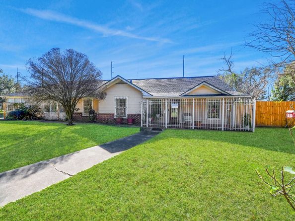 7184 Moline Street, Houston TX 77087