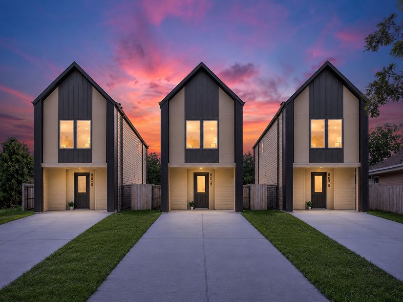 8027 BETTY BOOP Street, Houston TX 77028