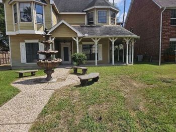 227 Wood Loop Street