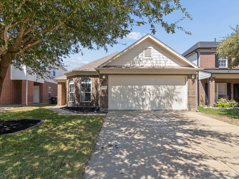 14703 Keystone Green Drive, Cypress TX 77429