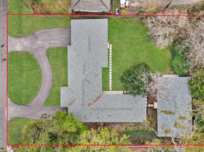 9313 Livernois Road, Houston TX 77080