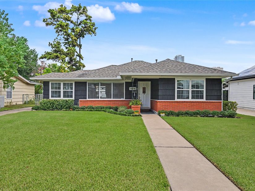 4102 Portsmouth Avenue, Houston TX 77027