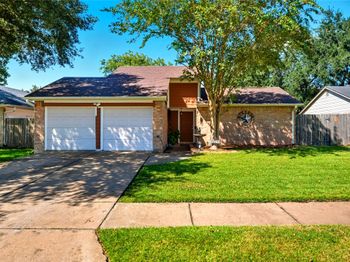 15318 Evergreen Place Drive