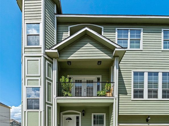 1109 W 15th 1/2 Street K, Houston TX 77008