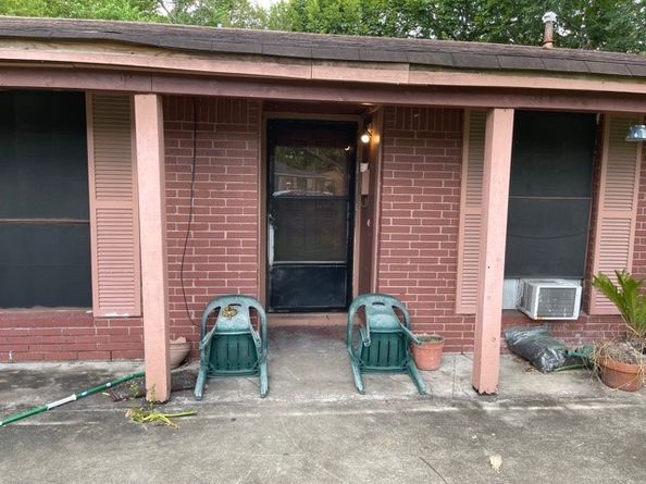 4423 Akard Street, Houston TX 77047