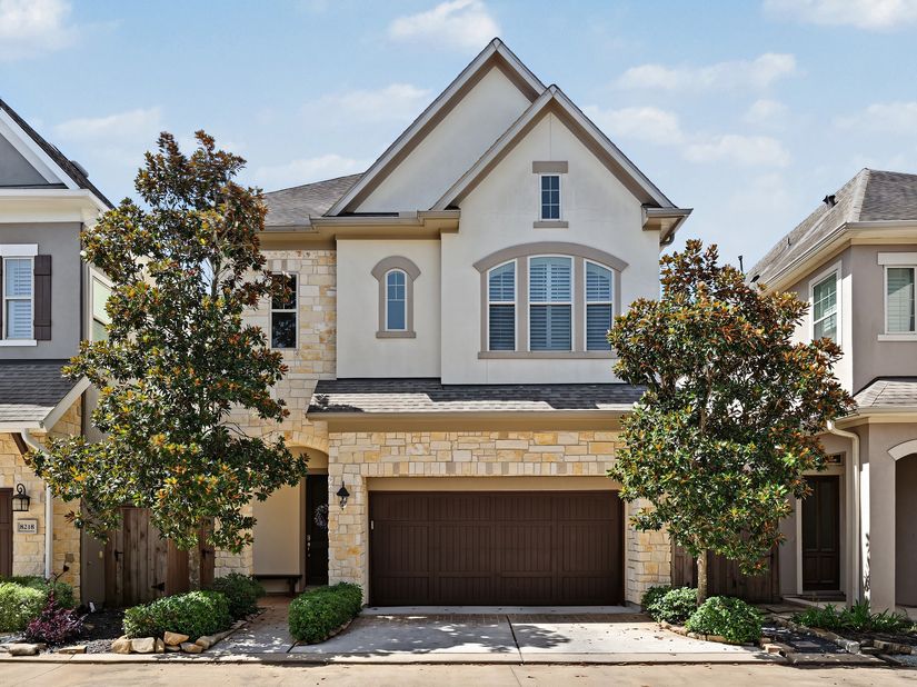 8222 Merlot Lane, Houston TX 77055