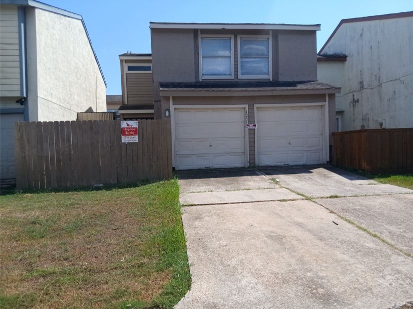 12517 Corona Lane, Houston TX 77072