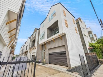 1185 W 19th Street