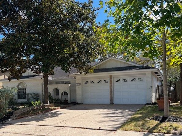 9115 Willow Meadow Drive, Houston TX 77031