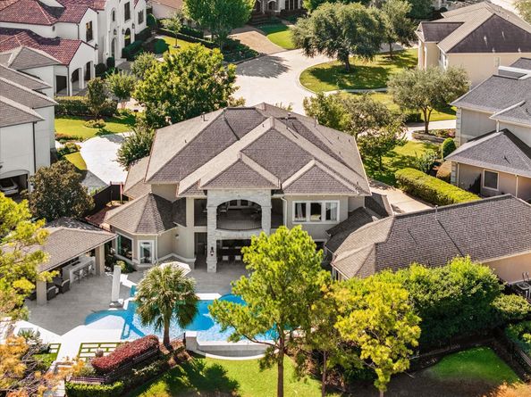 11902 Louvre Court, Houston TX 77082