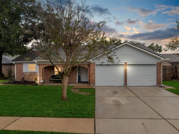 16519 Gaeldom Lane, Houston TX 77084