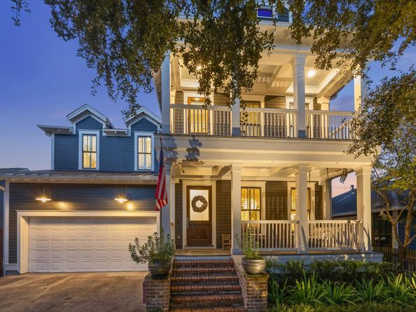 619 E 10th 1/2 Street, Houston TX 77008