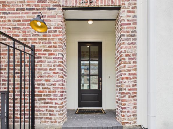 3093 Hicks Street, Houston TX 77007