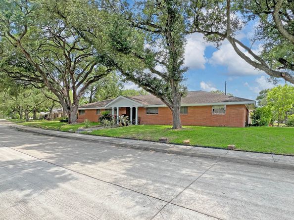 3641 Deal Street, Houston TX 77025