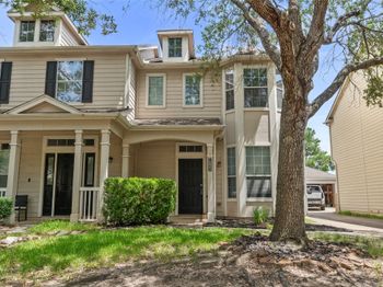 16802 Pine Castle Drive