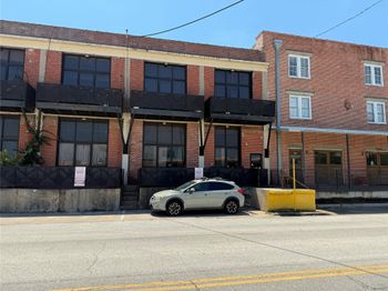 915 N San Jacinto Street