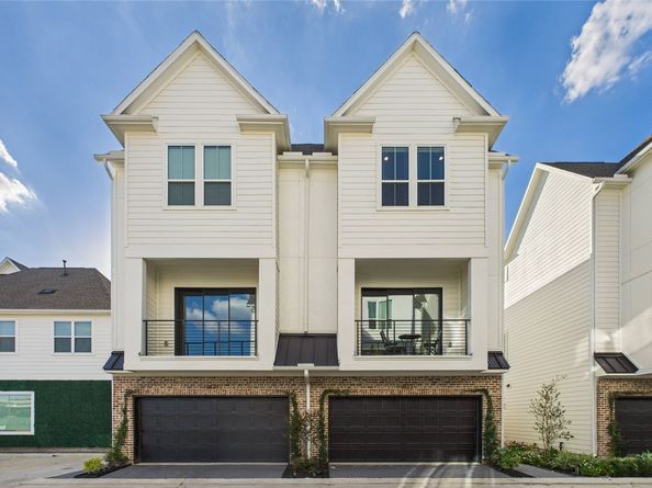 3923 Willowbend Point, Houston TX 77025