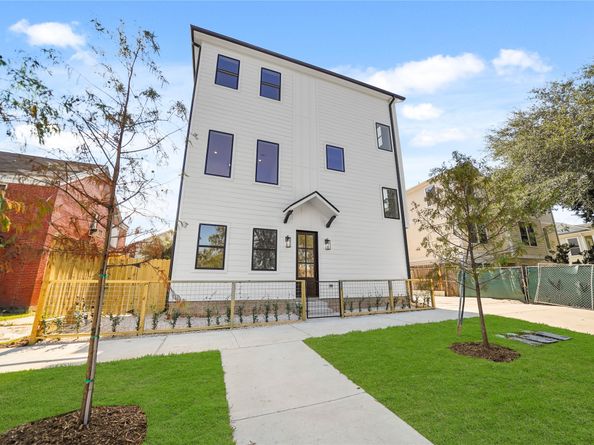 1908 Wheeler Street, Houston TX 77004