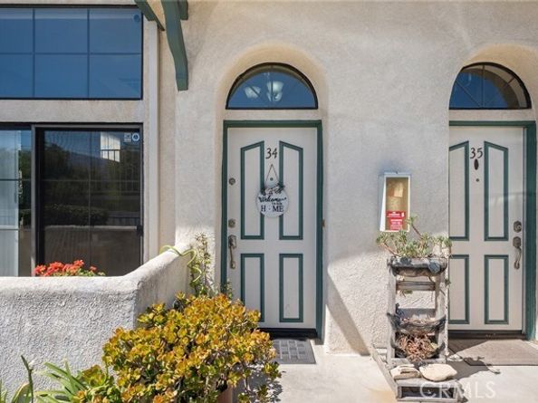14325 Foothill Boulevard 34, Sylmar (los Angeles) CA 91342