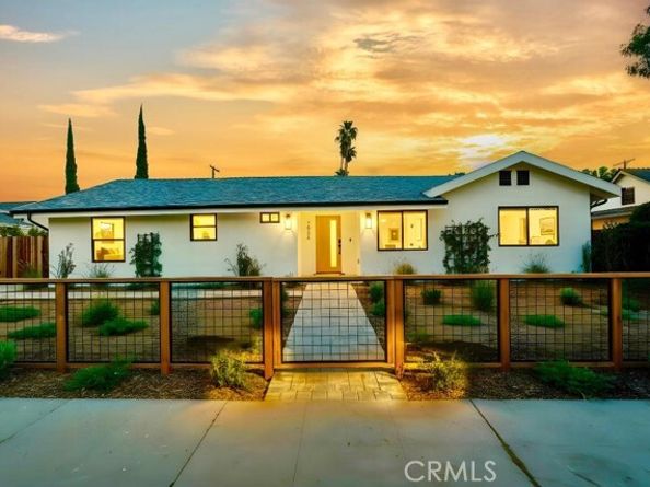 7932 Woodlake, West Hills (los Angeles) CA 91304