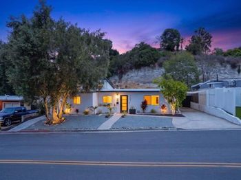 4141 Rolando Blvd