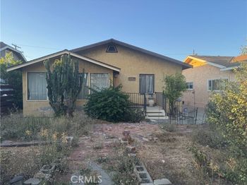 1519 W 69th