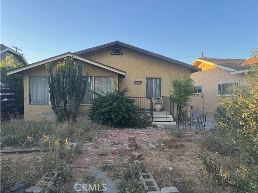1519 W 69th, Los Angeles CA 90047