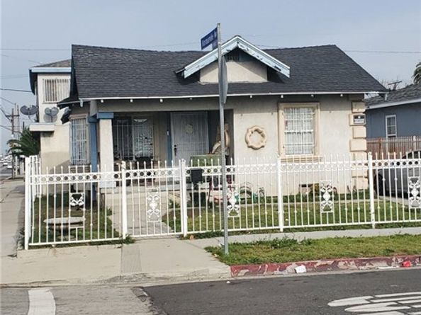 1353 W 90th, Los Angeles CA 90044