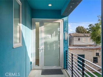 302 S Venice