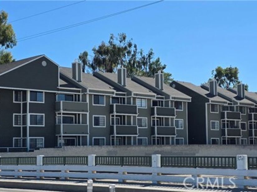 6545 Reseda, Reseda (los Angeles) CA 91335