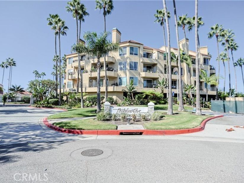 16291 Countess #116, Huntington Beach CA 92649