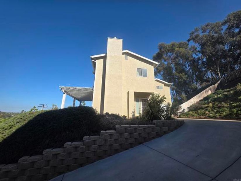287 Eucalyptus Ct, Chula Vista CA 91910