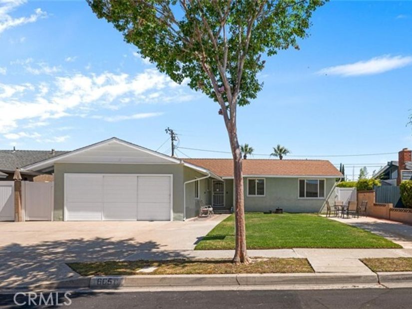6651 Sambar Cir, Cypress CA 90630