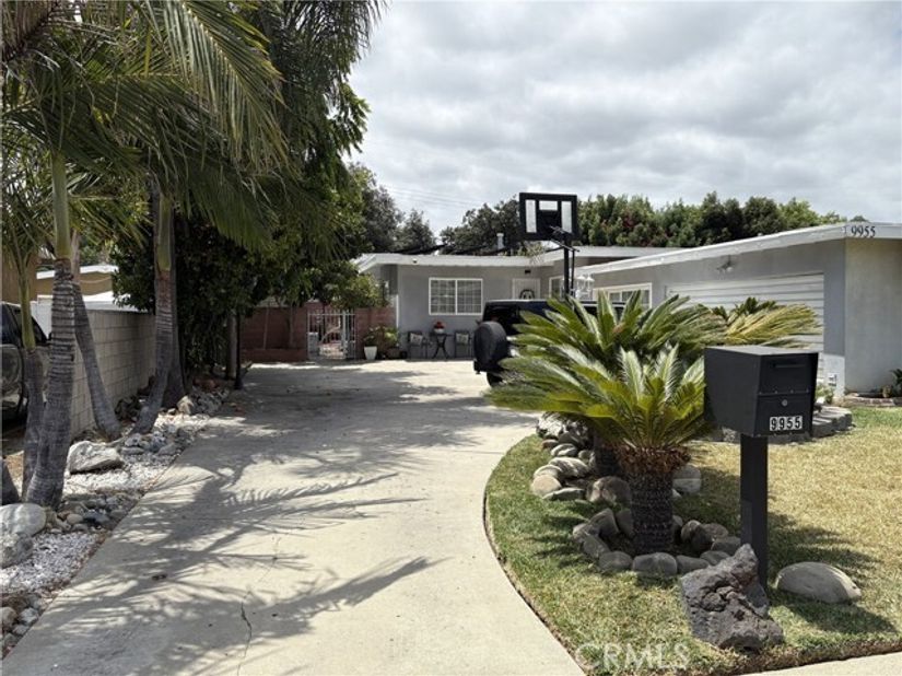 9955 Parkinson, Whittier CA 90605