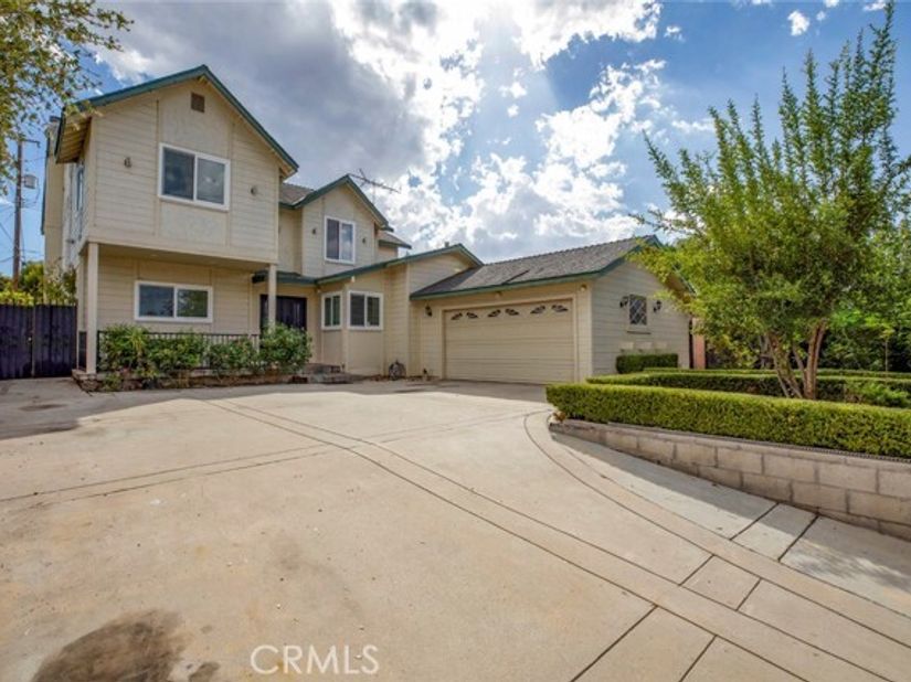 16814 Mayall Street, North Hills (los Angeles) CA 91343