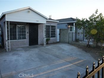 2540 E 127th