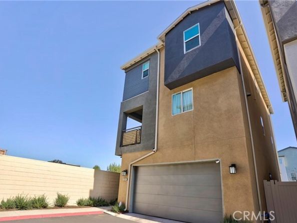314 N Standard, Santa Ana CA 92701