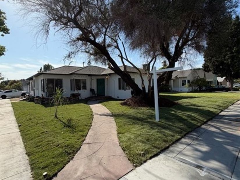 701 N Harbor, Anaheim CA 92805