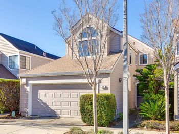 35 Leonard Ct
