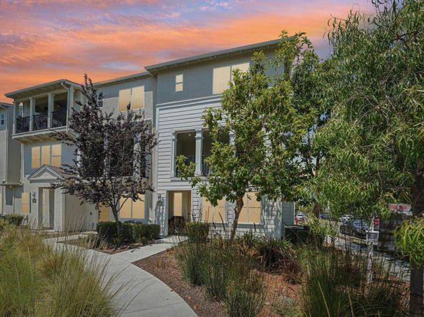 8550 Boardwalk Way, Newark CA 94560