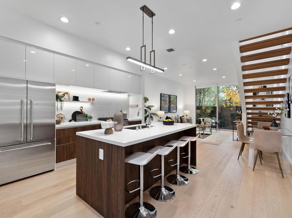 1034 Grayson Street, Berkeley CA 94710