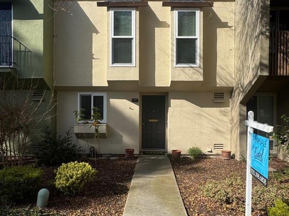 1037 Via Bonita, Alameda CA 94502