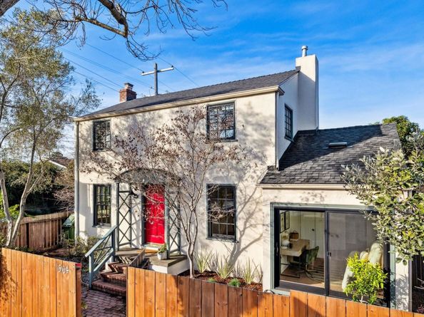 1564 Sacramento St, Berkeley CA 94702