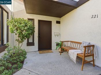 221 Tangerine Ct