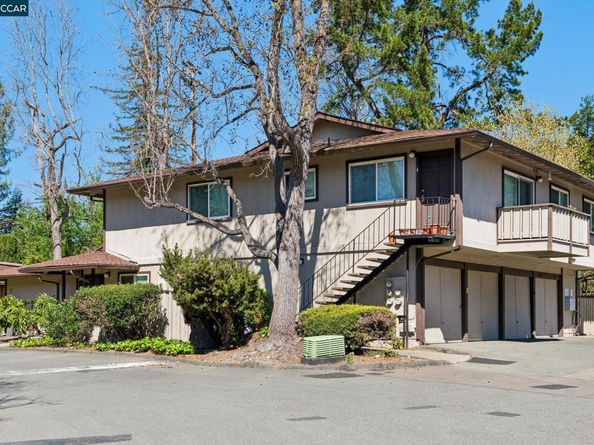 809 Villa Lane 2, Moraga CA 94566