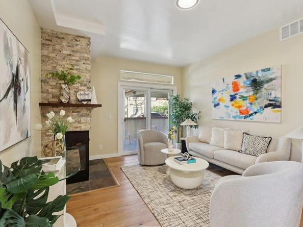 6967 Stagecoach Rd D, Dublin CA 94568