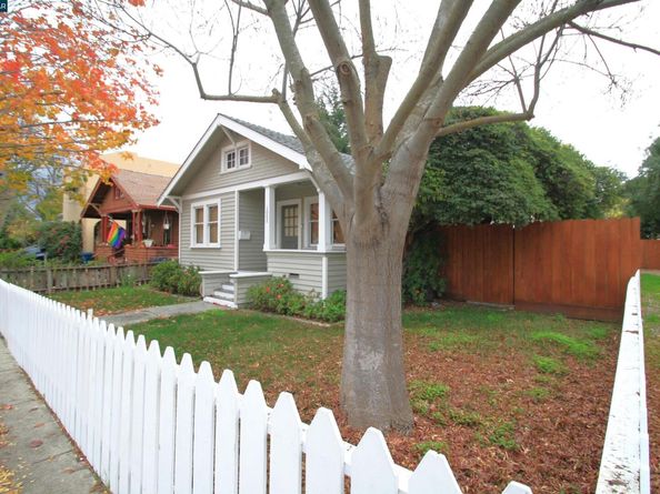 1002 Warren St, Martinez CA 94553