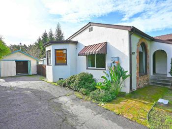 181 E Lewelling Blvd