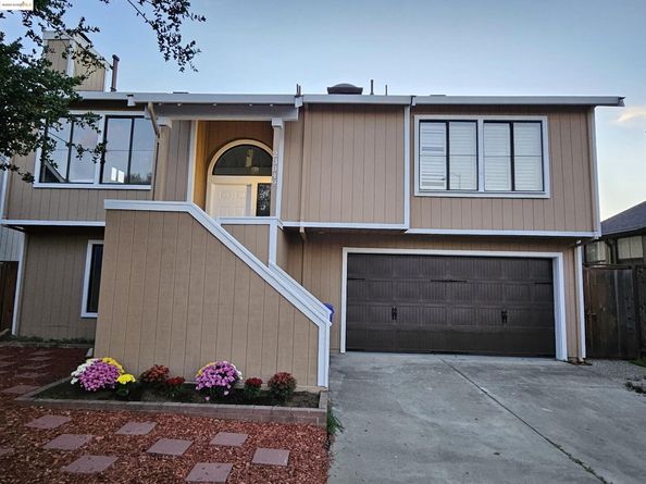 23049 Lakeridge Ave, Hayward CA 94541