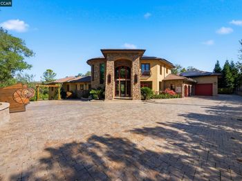 8 Quiet Country Lane